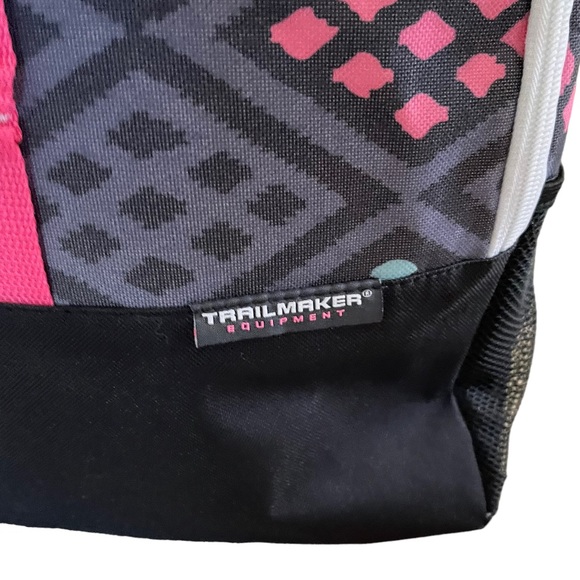 NWT Trailmaker Equipment Backpack Black/multi - Picture 2 of 11
